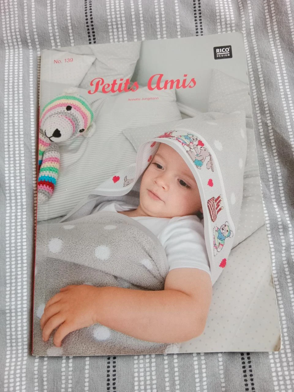Petits amis   TRES BON ETAT